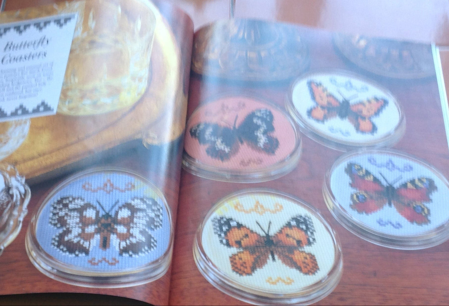 2 CROSS STITCH THIN MAGAZINES INCLUDING P&P TO UK SALE ON 2 ITEMS PLUS ACROSS MY SHOP CODE 11