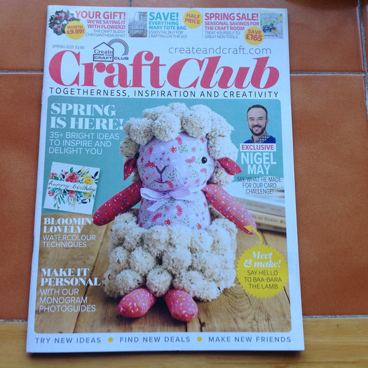 ART AND CRAFT MAGAZINES INCLUDING P&P TO UK  CODE 72