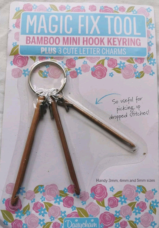 MAGIC FIX TOOL BAMBOO MINI HOOK KEYRING PLUS 3 LETTER CHARMS SALE ON 2 ITEMS + INCLUDING P&P TO UK CODE 17