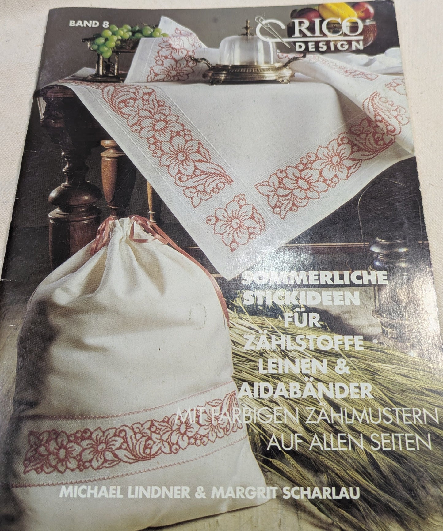 BOOKLET FALL OF SEWING PATTERNS INCLUDING P&P TO UK SALE ON 2 ITEMS PLUS ACROSS MY SHOP CODE 28