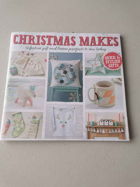 ART AND CRAFT MAGAZINES INCLUDING P&P TO UK  CODE 44