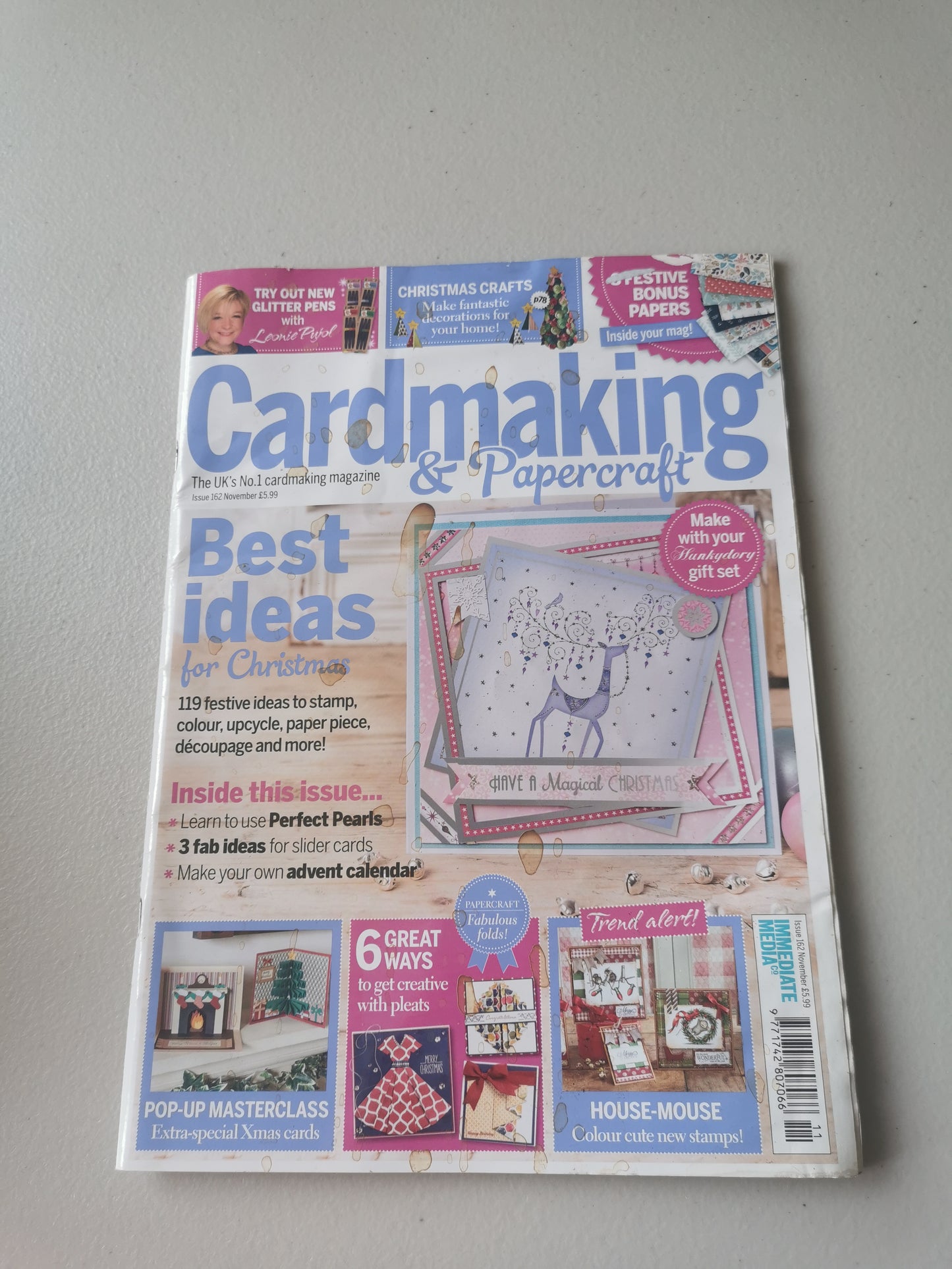 CARDMAKING & PAPERCRAFT INCLUDING P&P TO UK  CODE 405