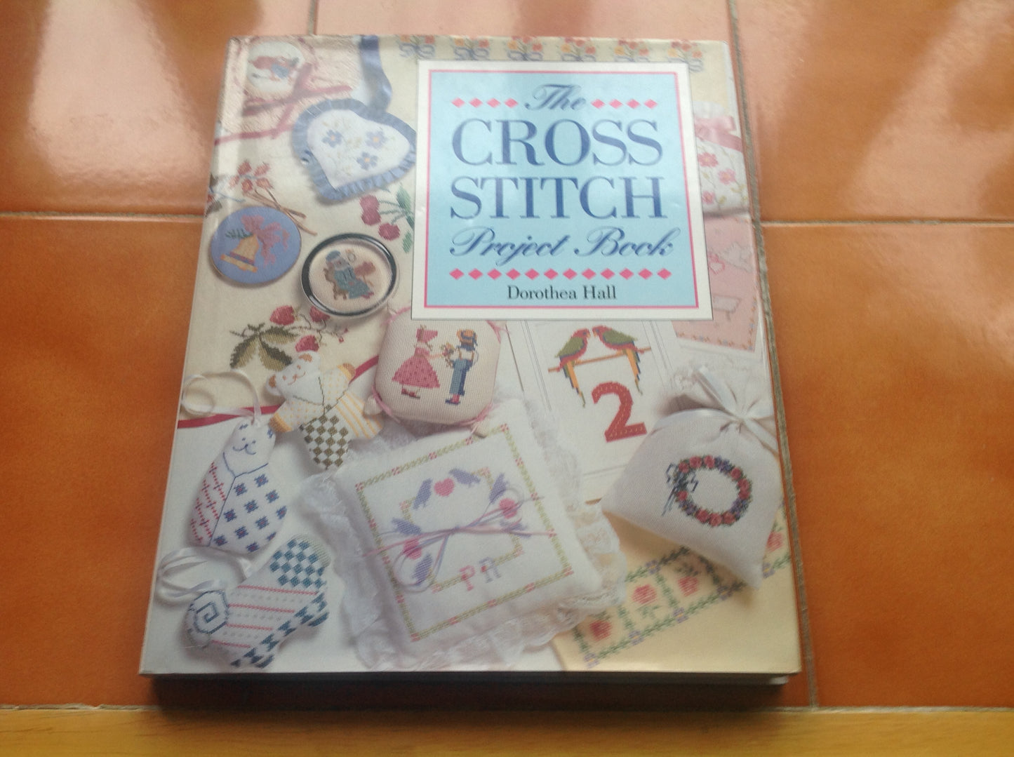 SMALL PATTERNS OF CROSS STITCH INCLUDING P&P TO UK CODE 65