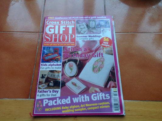 ART AND CRAFT MAGAZINES INCLUDING P&P TO UK  CODE 50