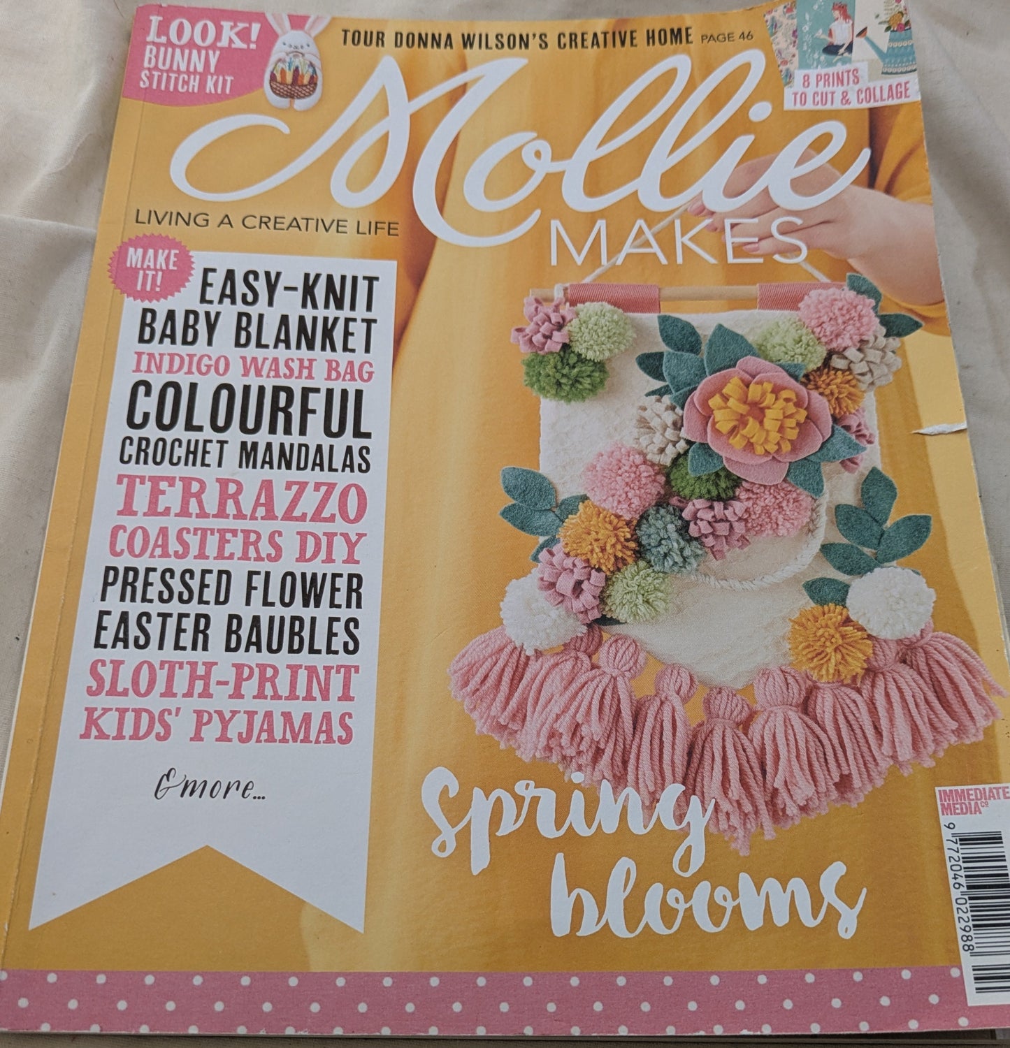 MOLLIE MAKES MAGAZINE INCLUDING P&P TO UK SALE ON 2 ITEMS PLUS ACROSS MY SHOP  CODE 443