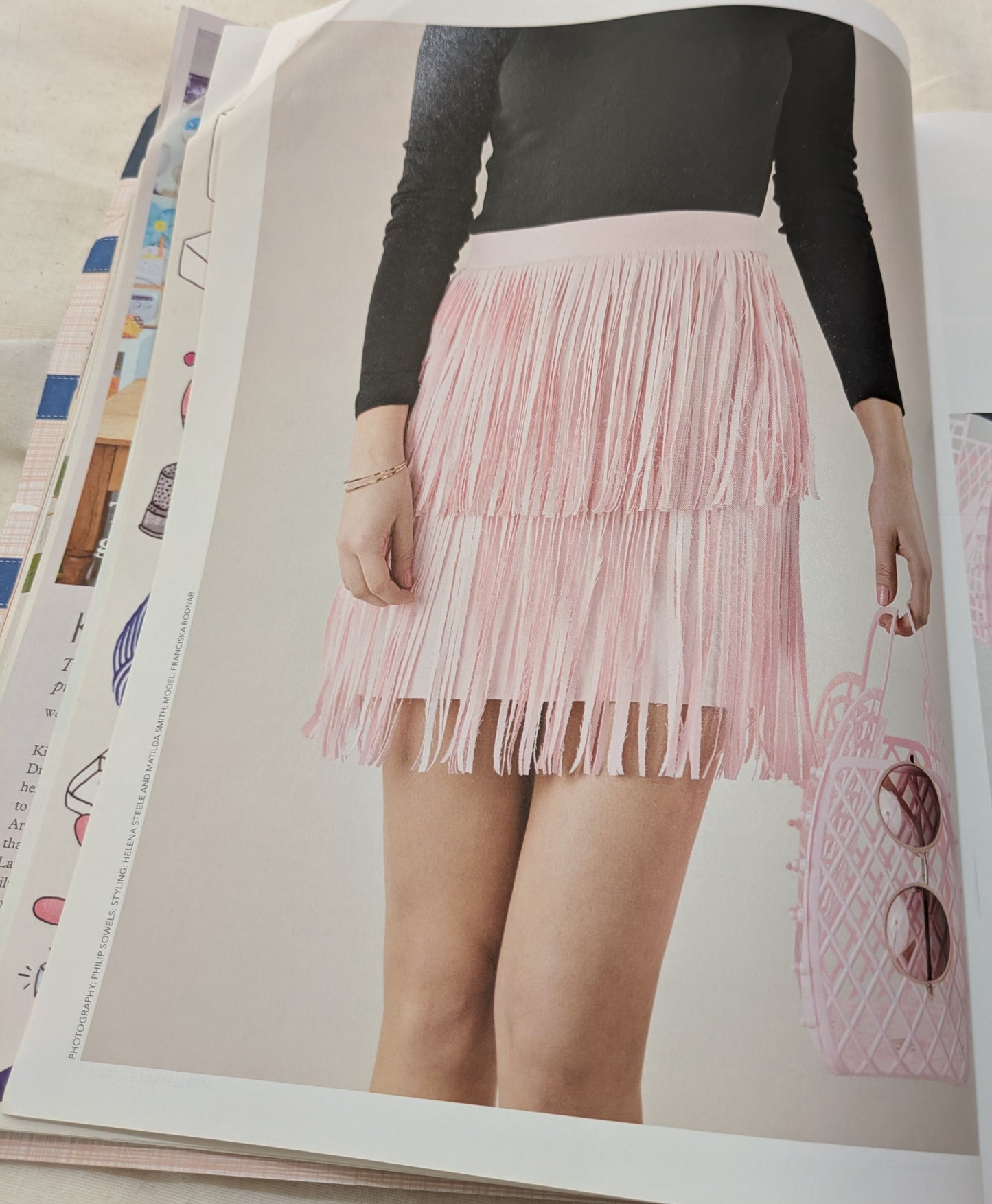 MOLLIE MAKES MAGAZINE INCLUDING P&P TO UK SALE ON 2 ITEMS PLUS ACROSS MY SHOP  CODE 443